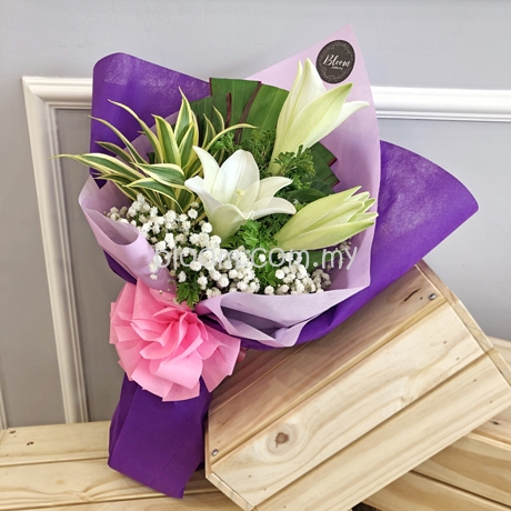 Lily Hand Bouquet Bunga Tangan Fresh Flower Gift Delivery Kuala Lumpur Malaysia